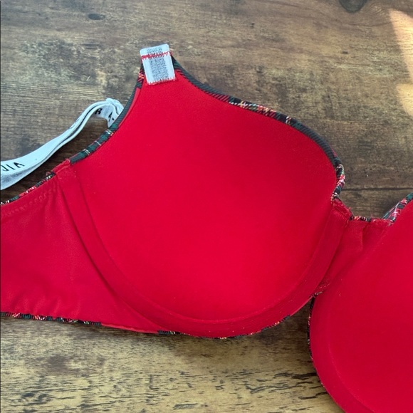 Victoria's Secret Tartan Plaid Bra - Picture 10 of 10